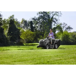 Alpina-Garden Rasentraktor AT4 84 HA