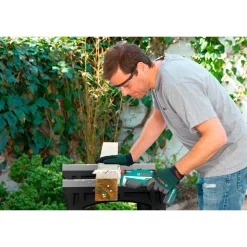 Bosch Akku-Universalsäge KEO