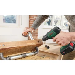 Akku-Schlagbohrschrauber UniversalImpact 18V 2 Akkus Ladegerät und Zubehör*Bosch Hot