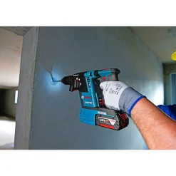 Bosch Professional Akku-Bohrhammer GBH 18V-26 F