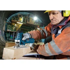 Bosch Professional Stichsäge GST 150 CE