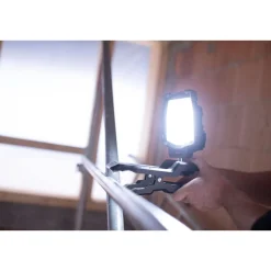 Brennenstuhl Mobiler Akku LED Arbeitsstrahler CL 4050 MA