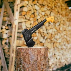 Fiskars Universalaxt X18 S