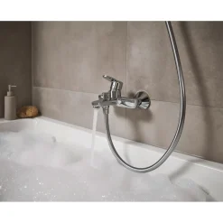 Hansgrohe Einhebel-Wannenmischer Vernis Blend Aufputz chrom