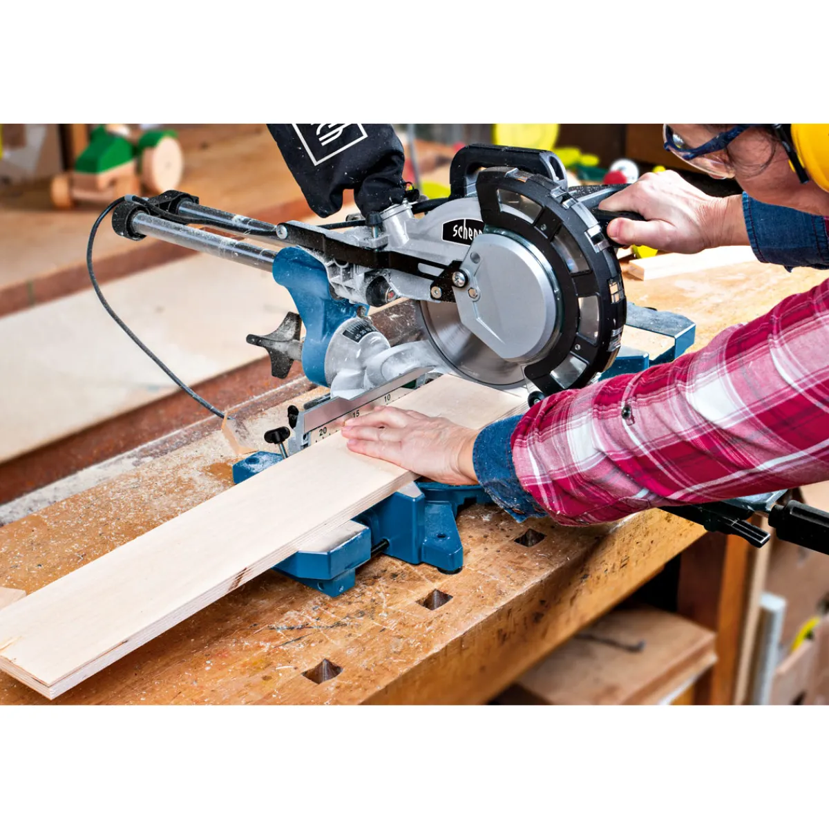 Kappzugsäge HM216*Scheppach Outlet