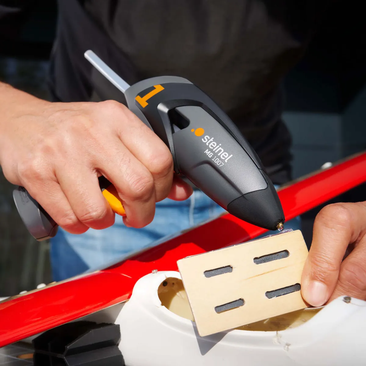 Steinel Akku Klebepistole MobileGlue 1007 mit 7 mm Klebesticks