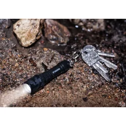 Varta LED-Taschenlampe Key Chain 16701 mit Batterien schwarz