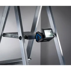 Varta LED-Taschenlampe Work Flex Area Light mit Batterien schwarz