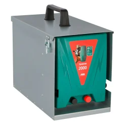 Weidezaungerät Savanne 2000 12 V grün-schwarz inkl Metallbox^ Hot